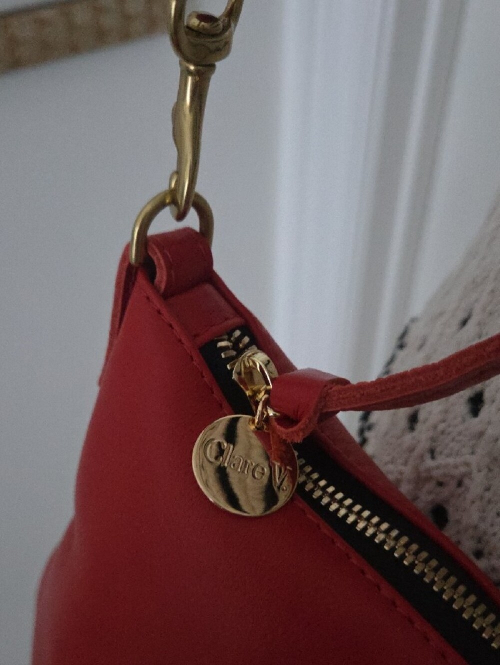 Clare V Petit Moyen Cherry Red Leather Crossbody with Gold Hardware. NWT - Picture 4 of 12